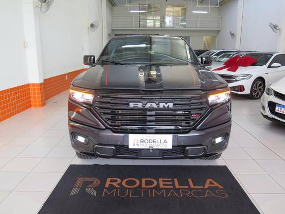 RAM RAMPAGE 2.0 HURRICANE 4 TURBO GASOLINA R/T 4X4 AUTOMÁTICO